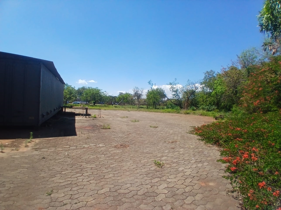 To Let Commercial Property for Rent in Tlhabane North West